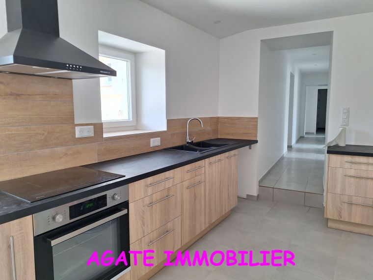 LOCATION NOAILLAN 3 CHAMBRES